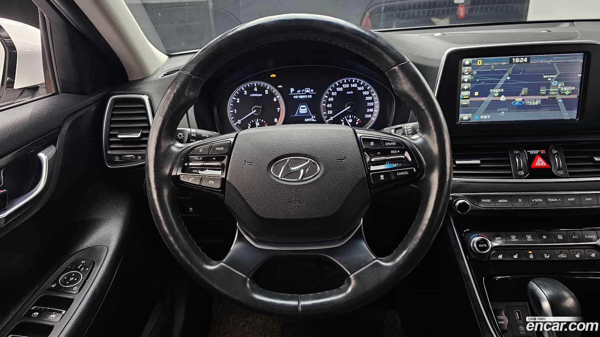 Grandeur Hyundai 2018.10-OPTION-018