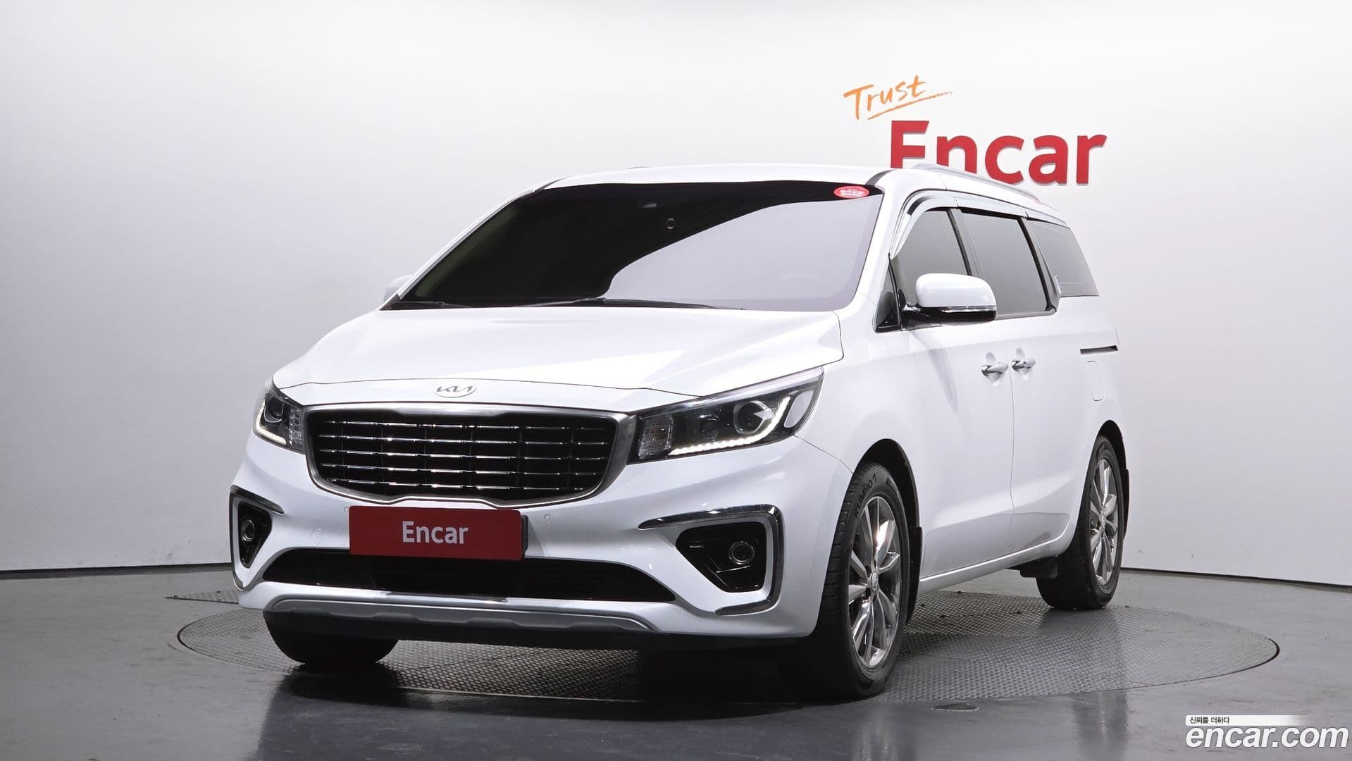 Main__Slider__Photo:Canival Kia 2020.1-0