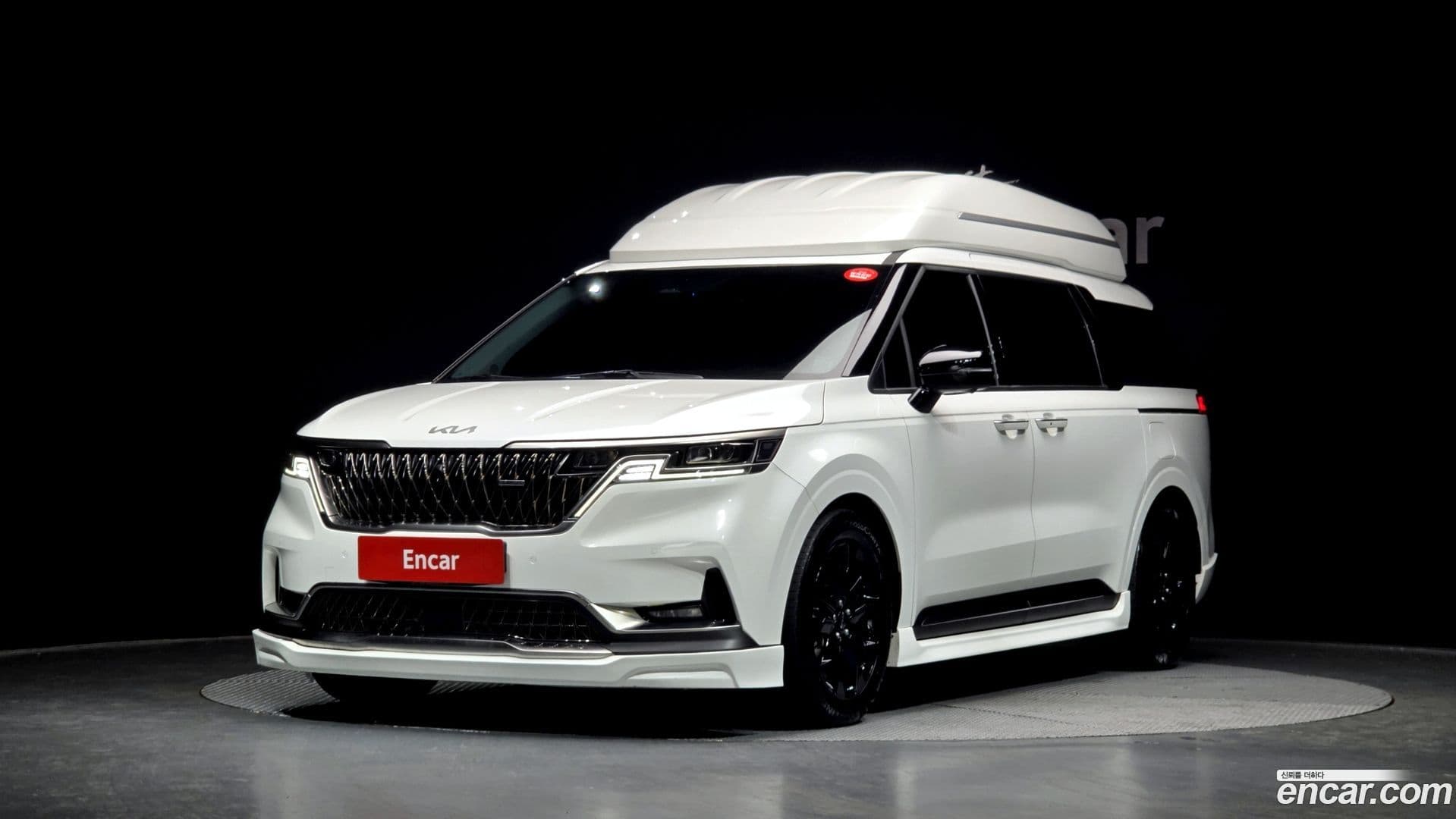 Main__Slider__Photo:Canival Kia 2021.9-0