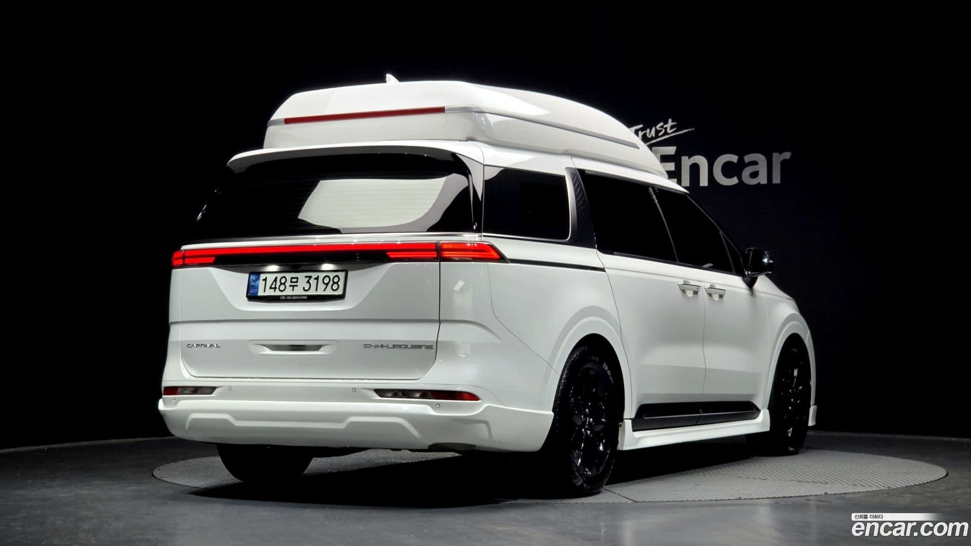 Main__Slider__Photo:Canival Kia 2021.9-1
