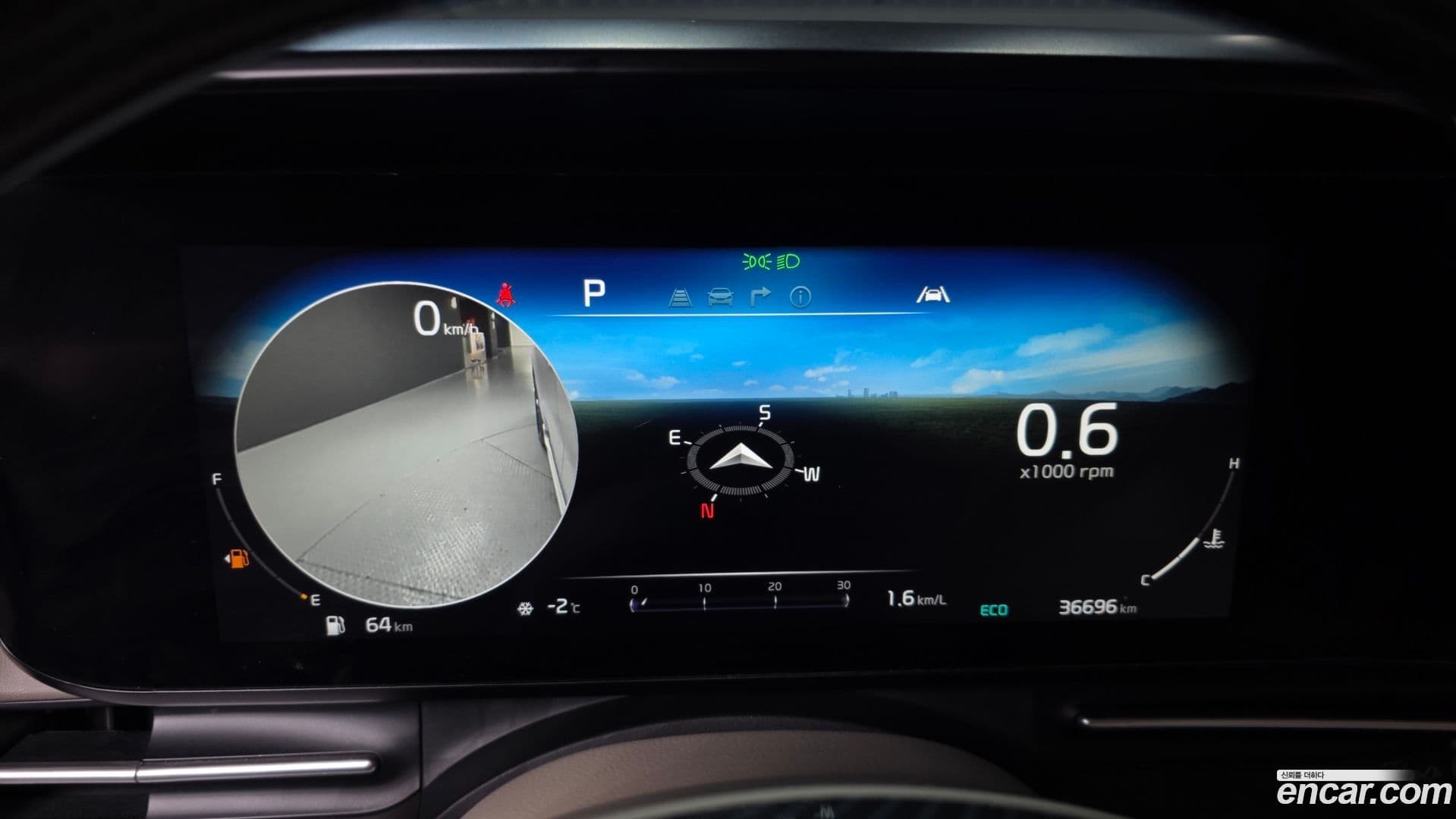 Main__Slider__Photo:Canival Kia 2021.9-7
