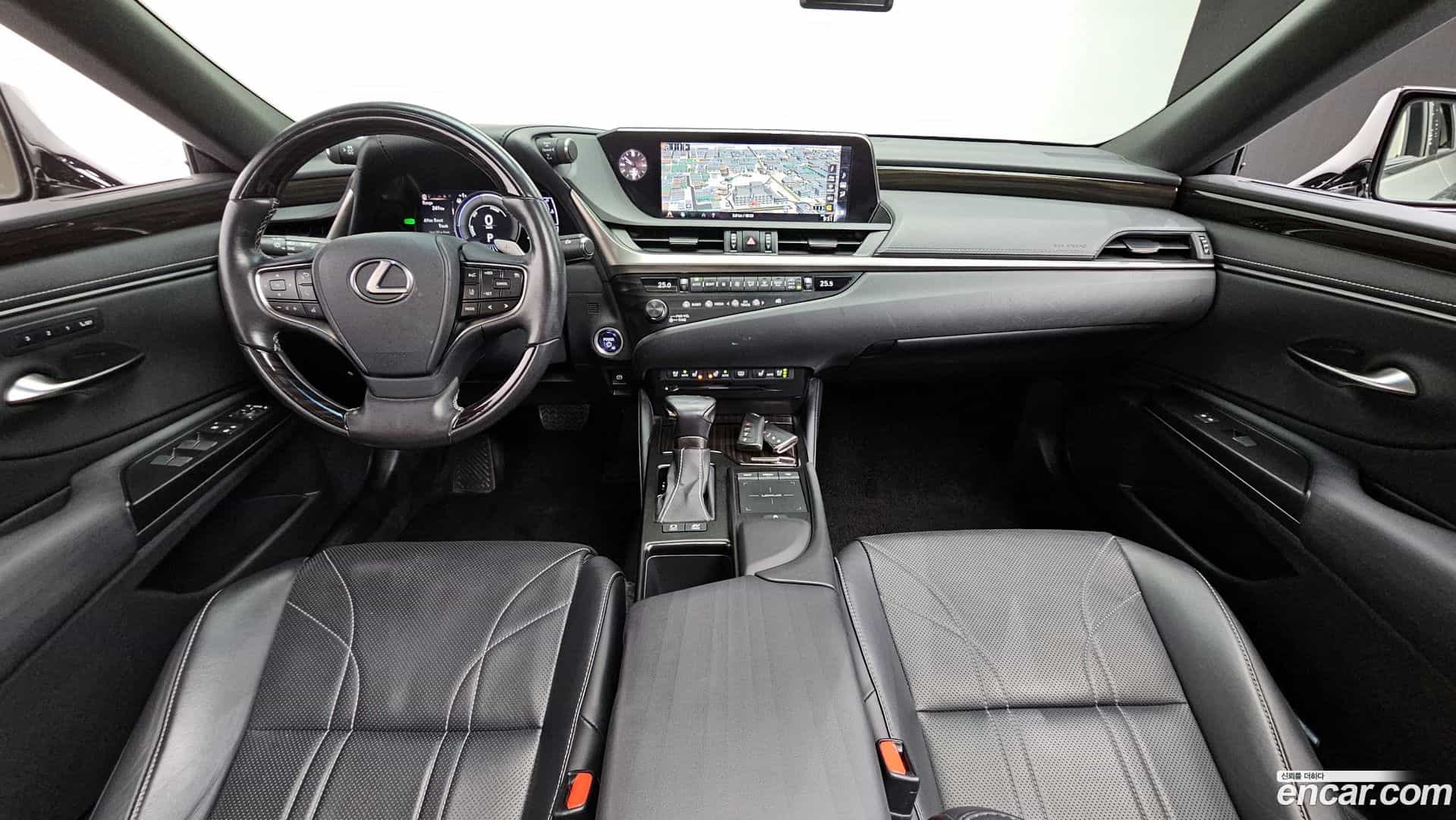 ES Lexus 2018.10-INNER-007