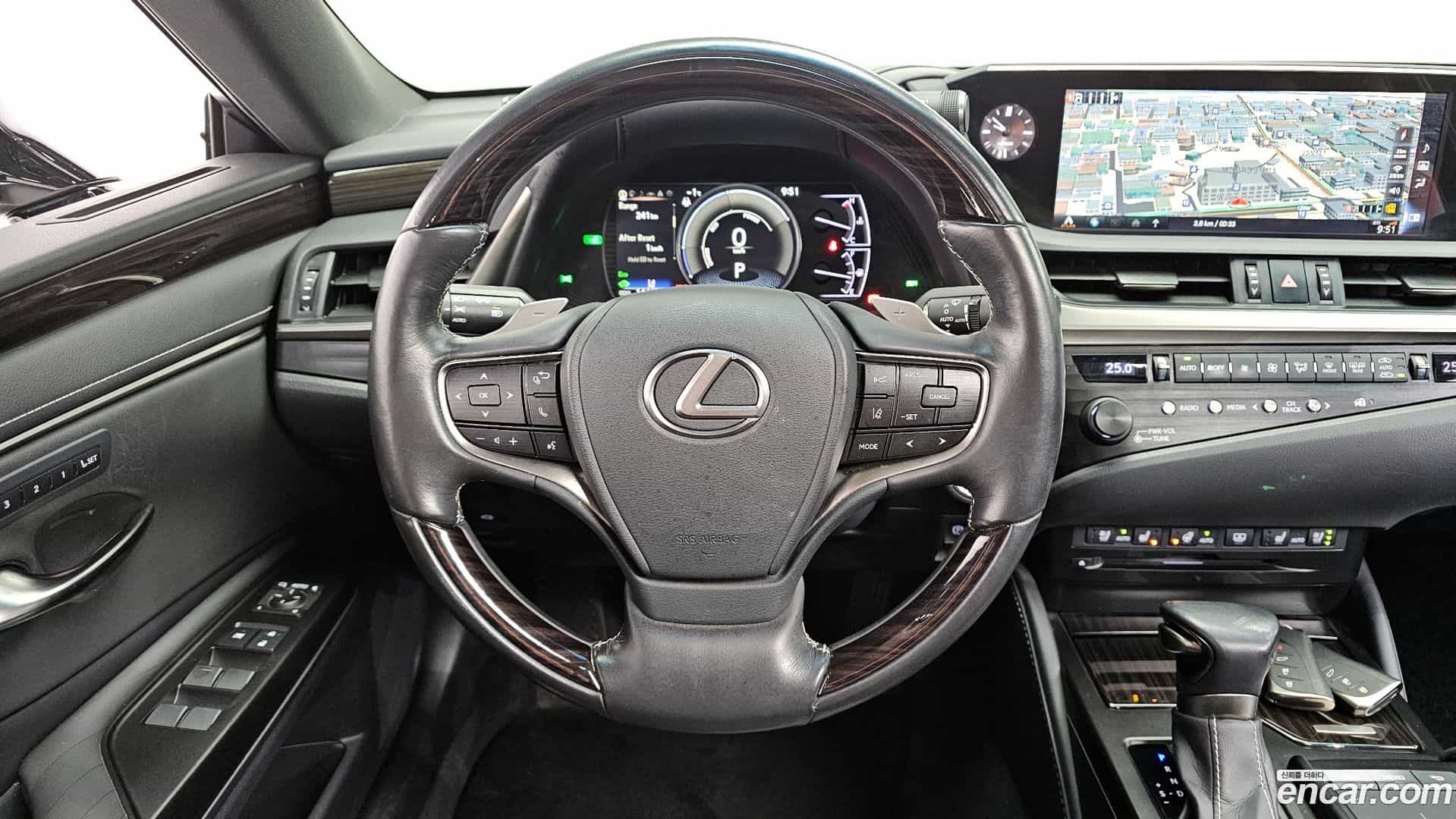 ES Lexus 2018.10-OPTION-017