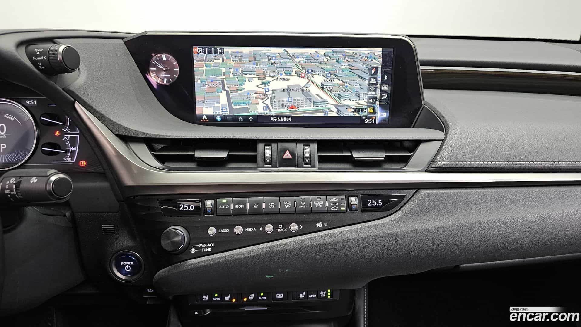 ES Lexus 2018.10-OPTION-019