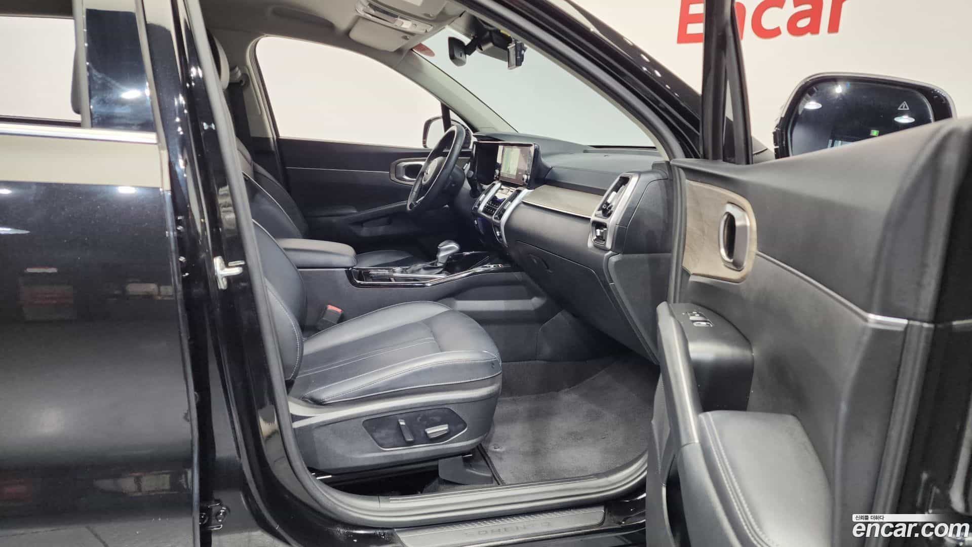 Sorento Kia 2021.0-OPTION-015