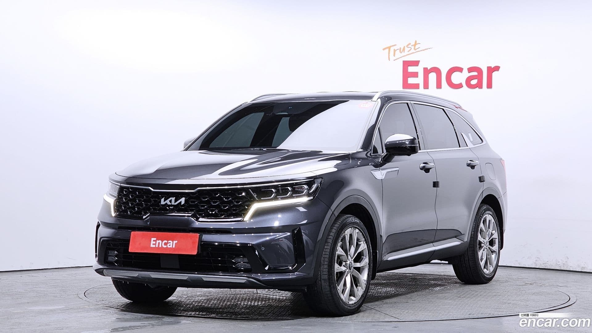 Main__Slider__Photo:Sorento Kia 2023.1-0