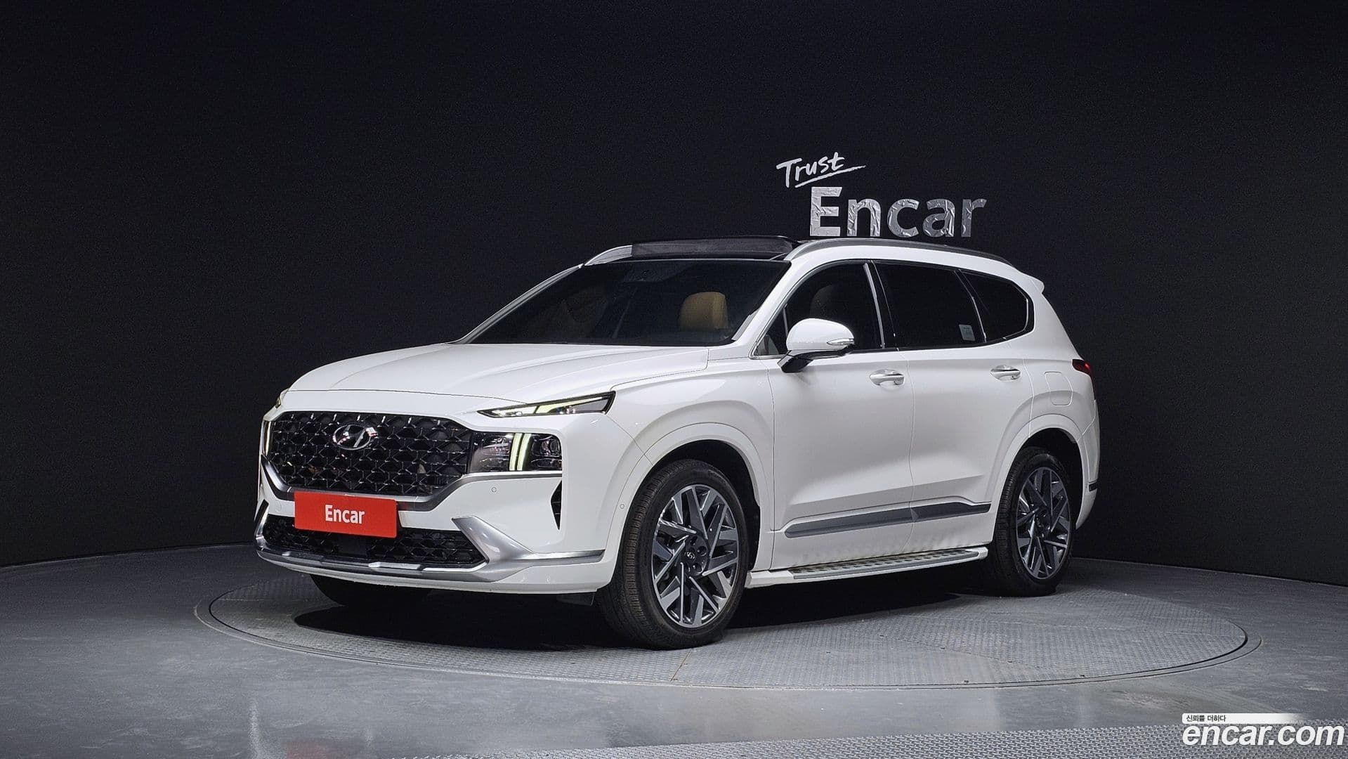 Main__Slider__Photo:Santafe Hyundai 2021.2-0