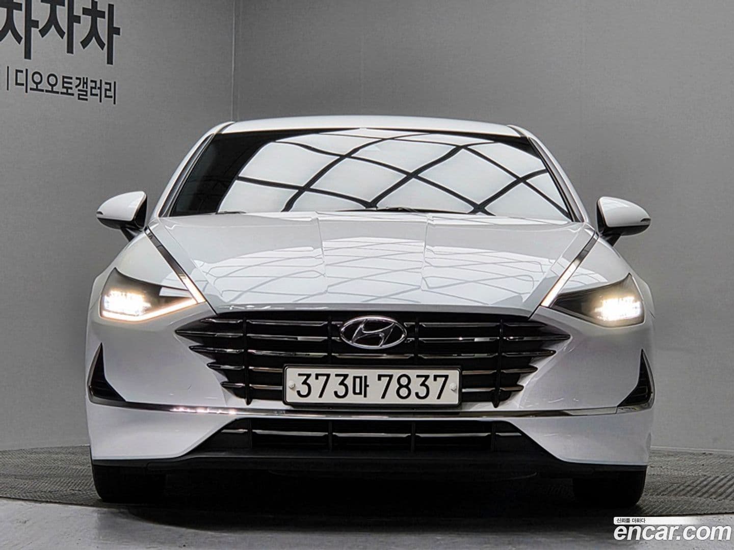 Main__Slider__Photo:Sonata Hyundai 2019.8-0