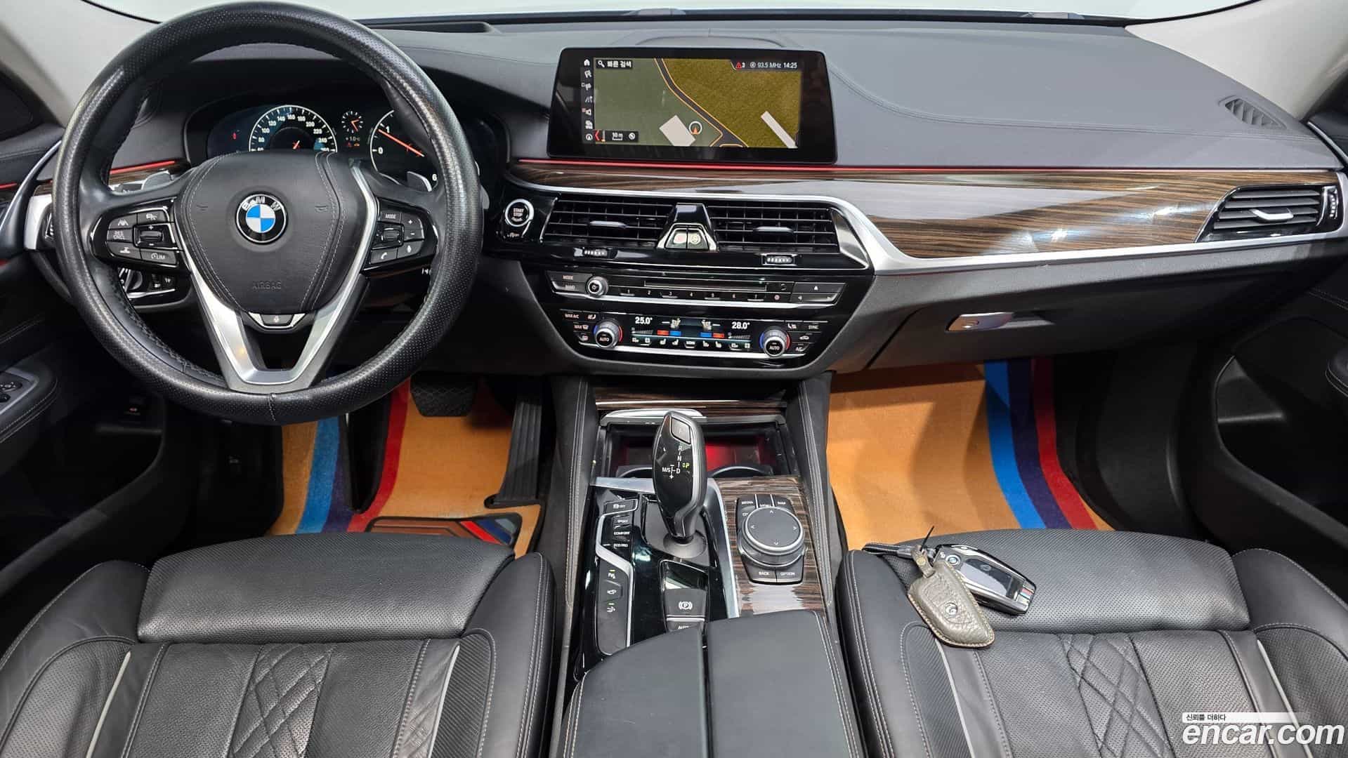 Gran Turismo BMW 2019.4-INNER-007