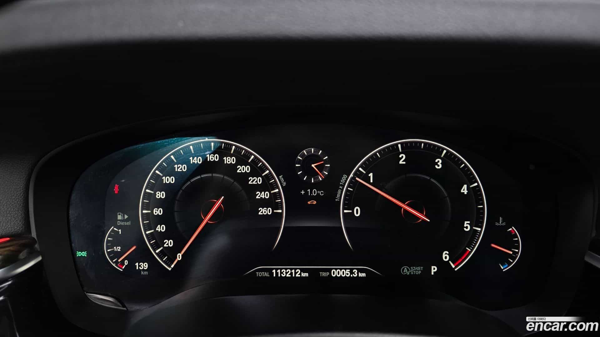 Gran Turismo BMW 2019.4-INNER-008