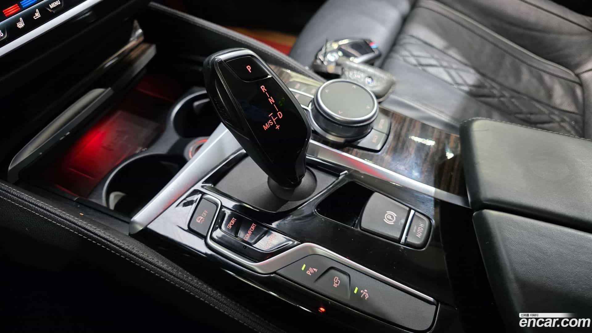 Gran Turismo BMW 2019.4-INNER-009