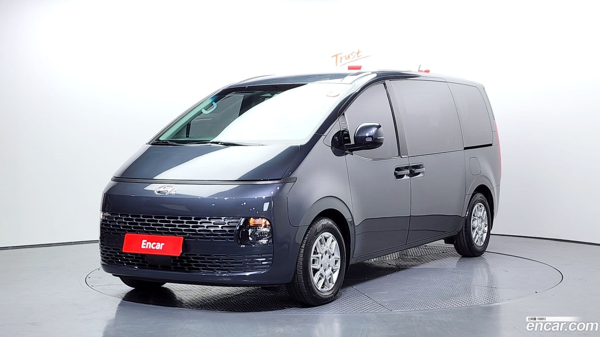 Main__Slider__Photo:Staria Hyundai 2023.2-0