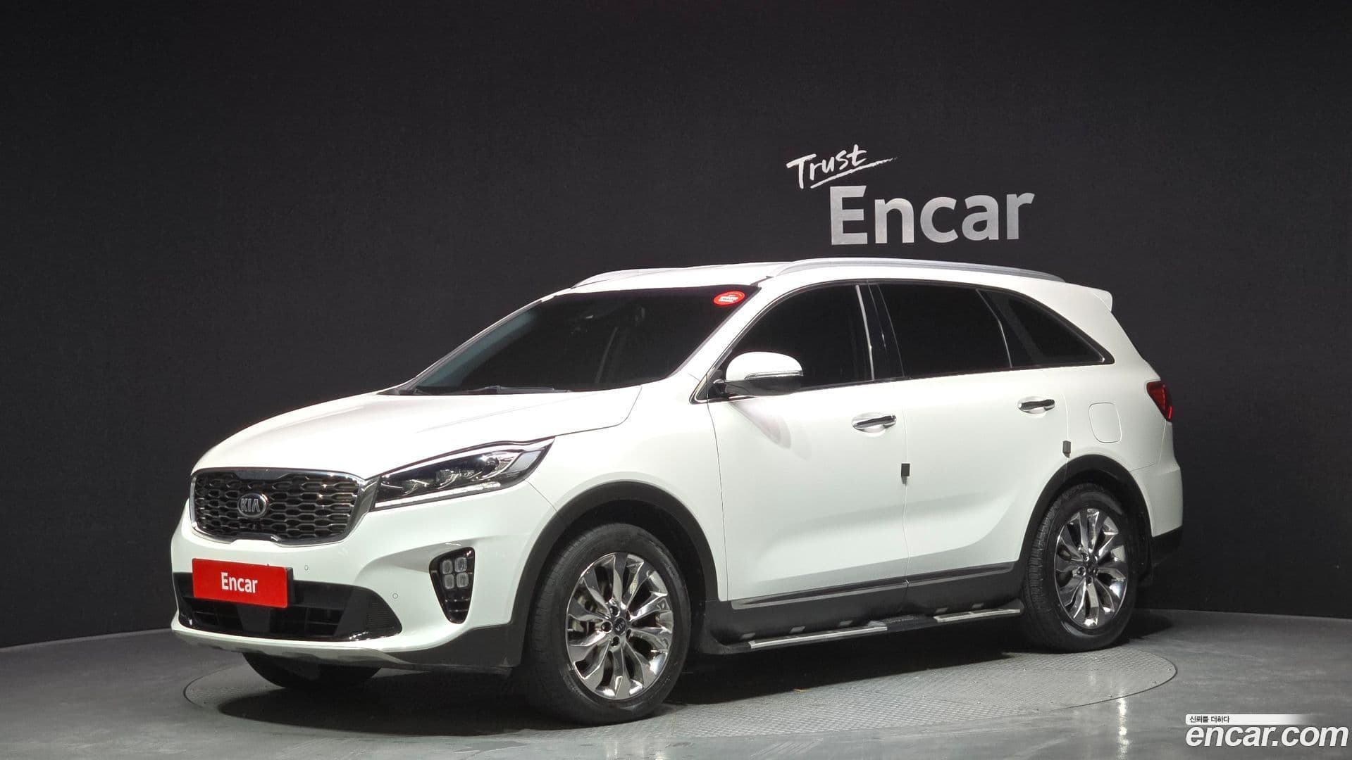 Main__Slider__Photo:Sorento Kia 2019.2-0
