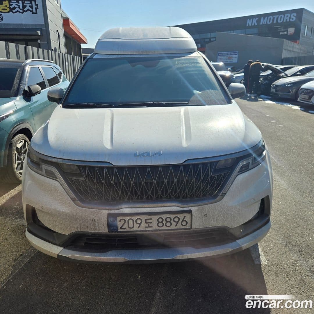 Main__Slider__Photo:Canival Kia 2023.3-0