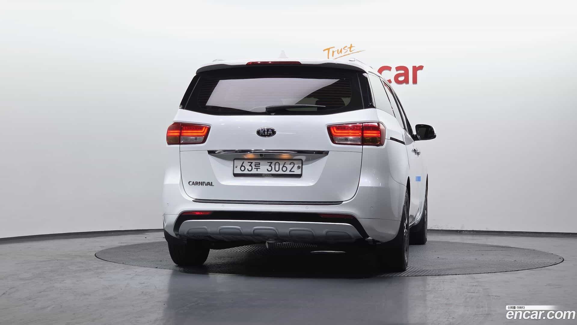 Canival Kia 2018.2-OUTER-004
