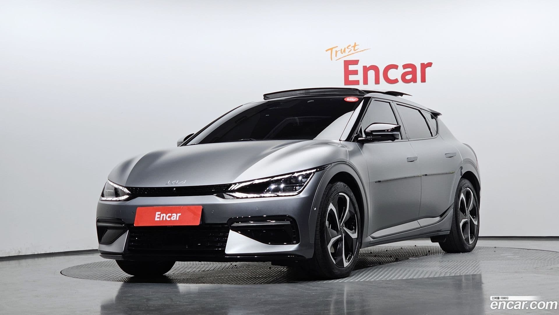 Main__Slider__Photo:EV6 Kia 2021.8-0