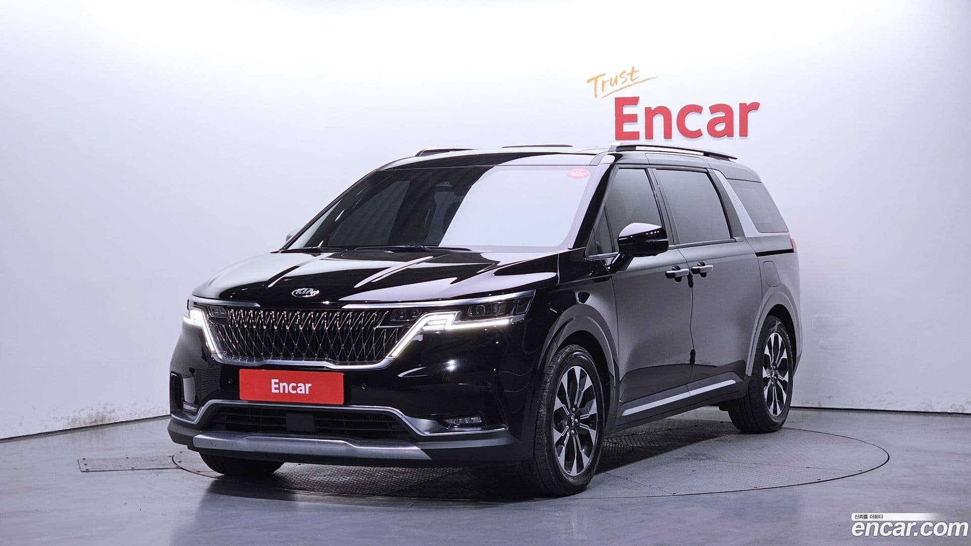 Main__Slider__Photo:Canival Kia 2021.2-0