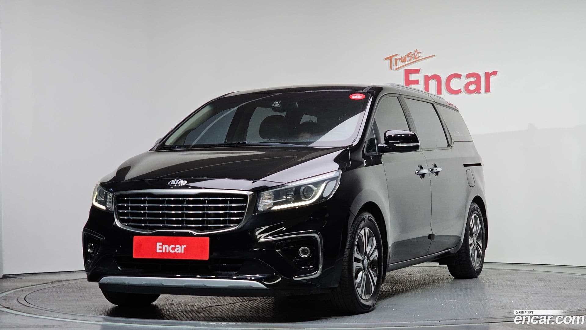 Main__Slider__Photo:Canival Kia 2018.7-0