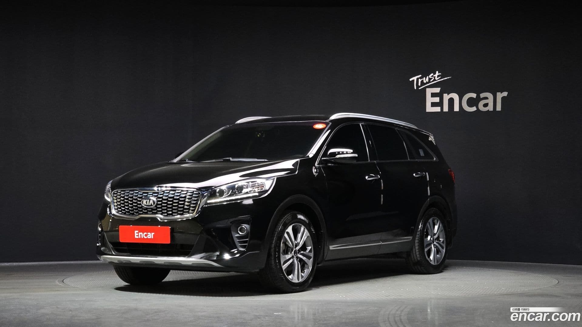 Main__Slider__Photo:Sorento Kia 2017.10-0