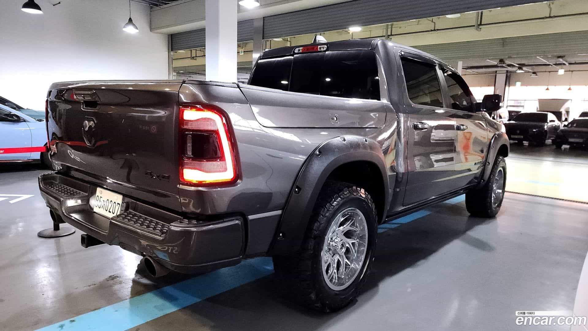 Ram Pick Up Dodge 2019.11-OUTER-002