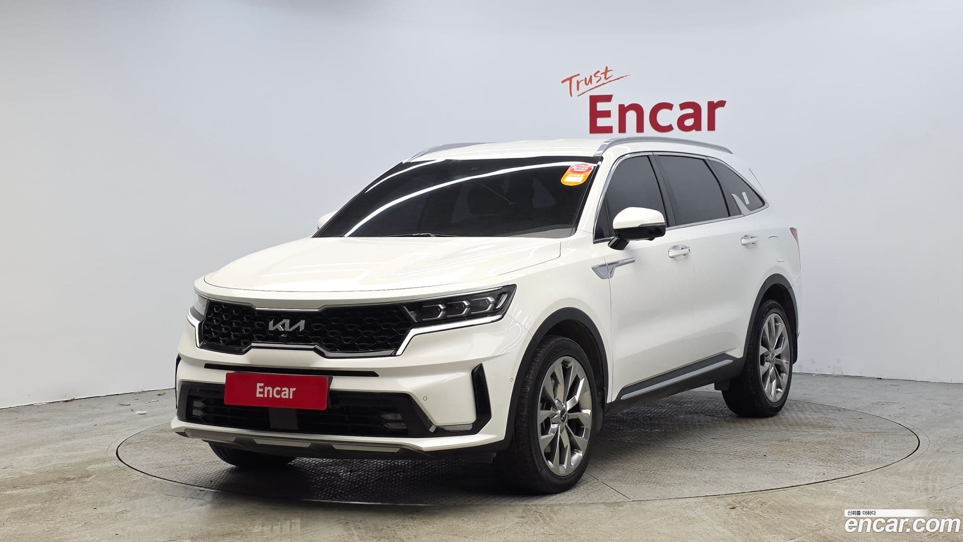 Main__Slider__Photo:Sorento Kia 2022.7-0
