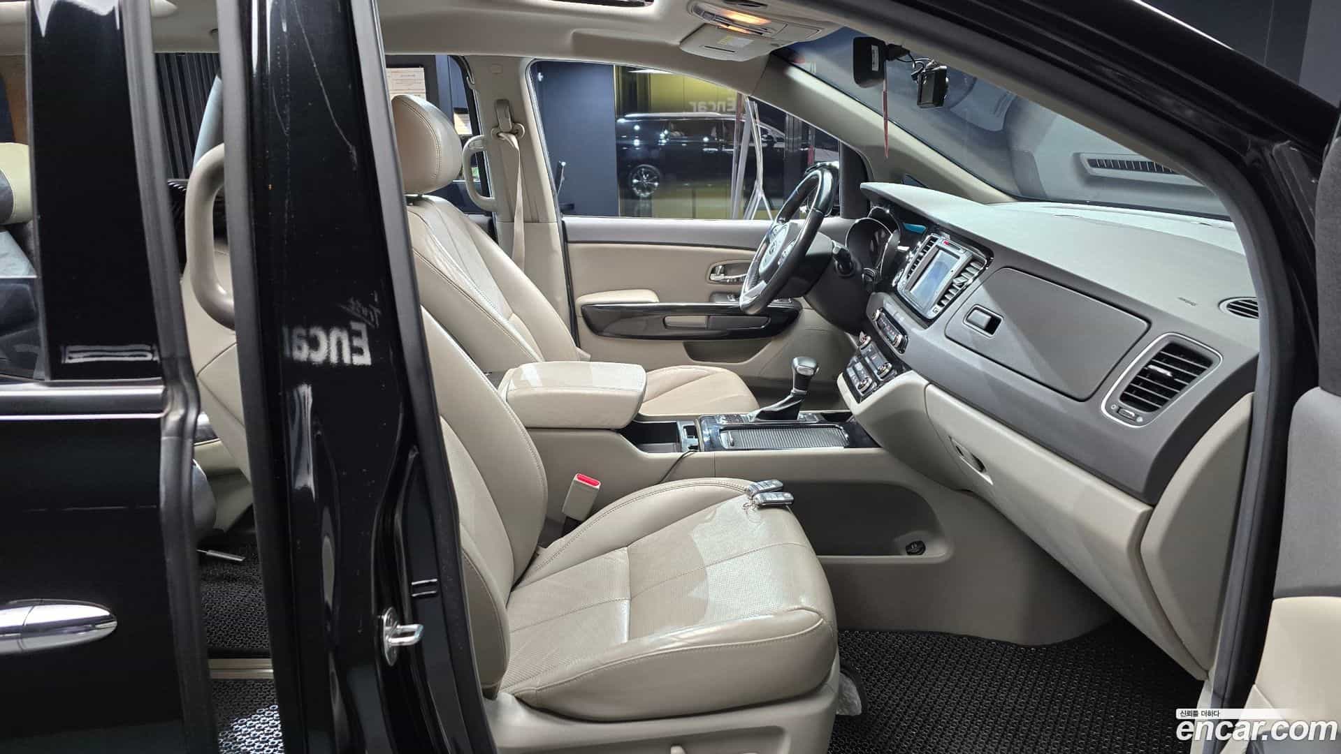 Canival Kia 2016.9-INNER-010