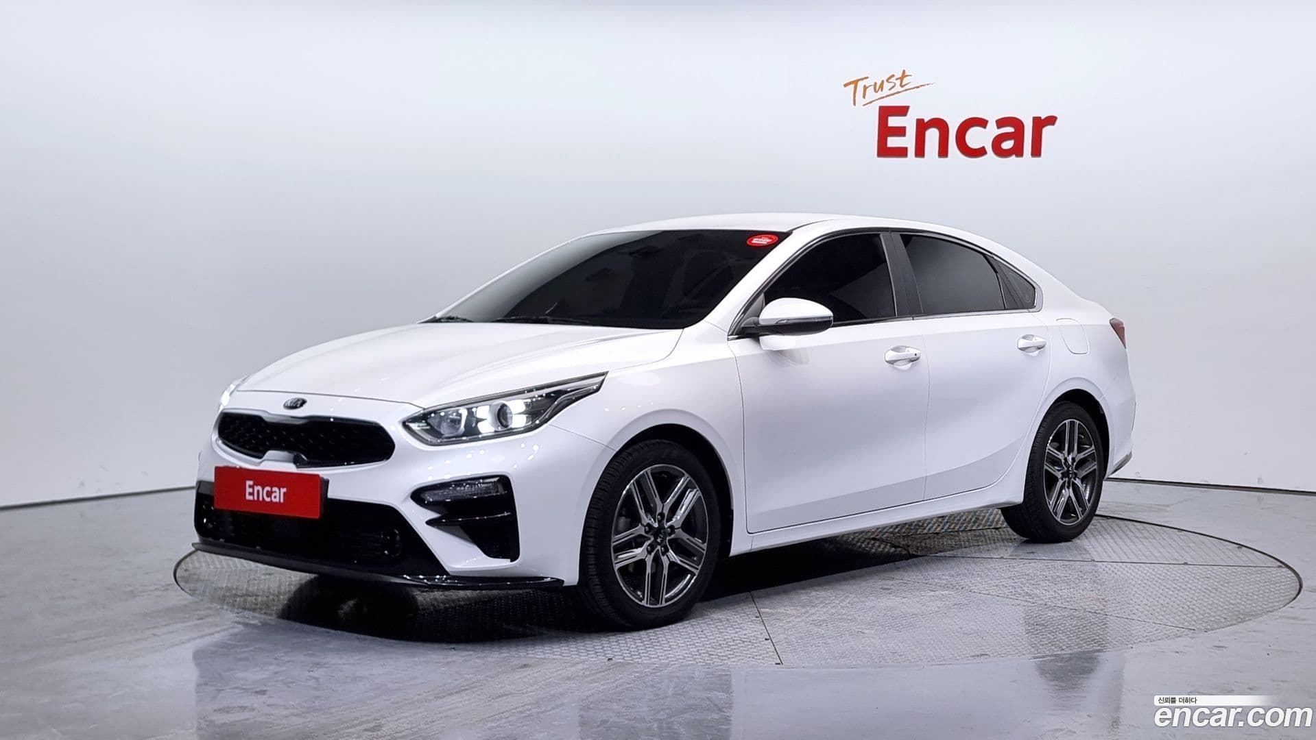 Main__Slider__Photo:K3 Kia 2021.1-0