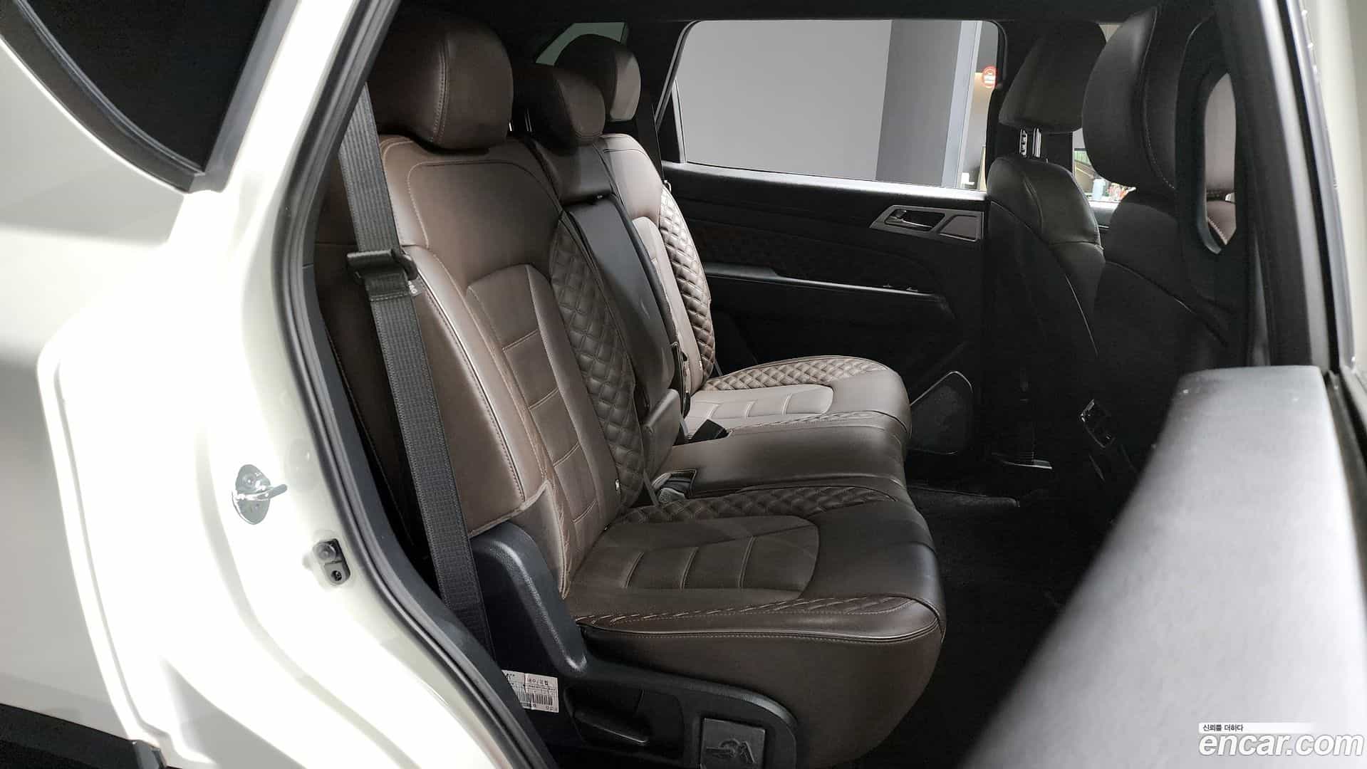 Rexton KG Mobility 2022.2-OPTION-016