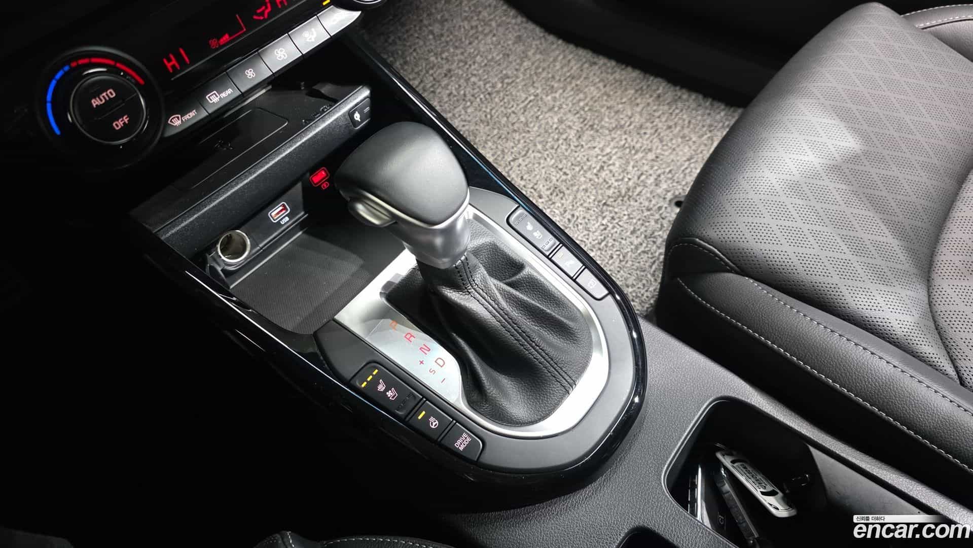 K3 Kia 2024.1-INNER-009