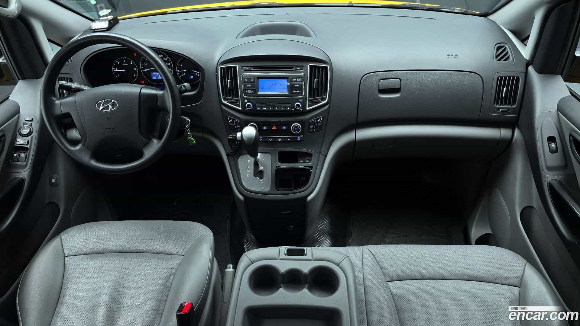 Starex Hyundai 2018.10-INNER-007