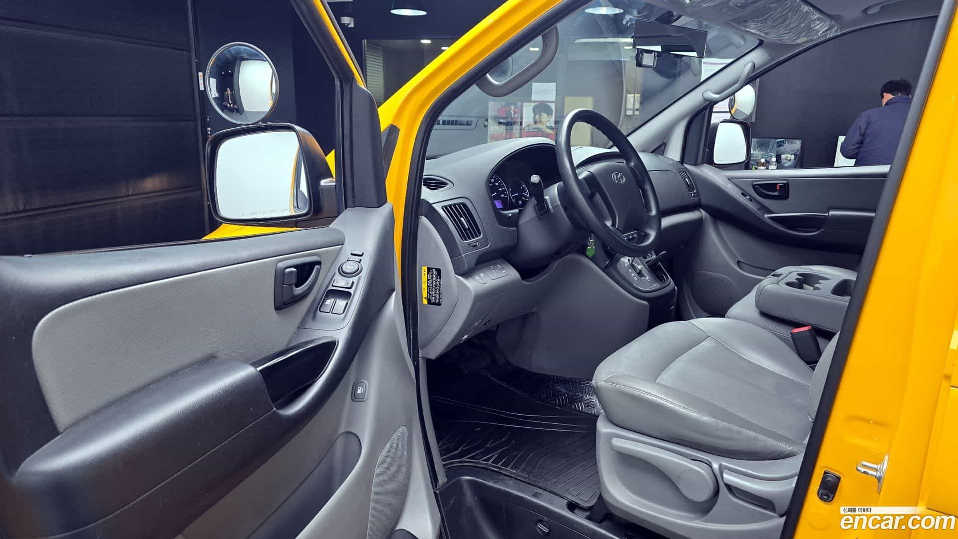 Starex Hyundai 2018.10-OPTION-015