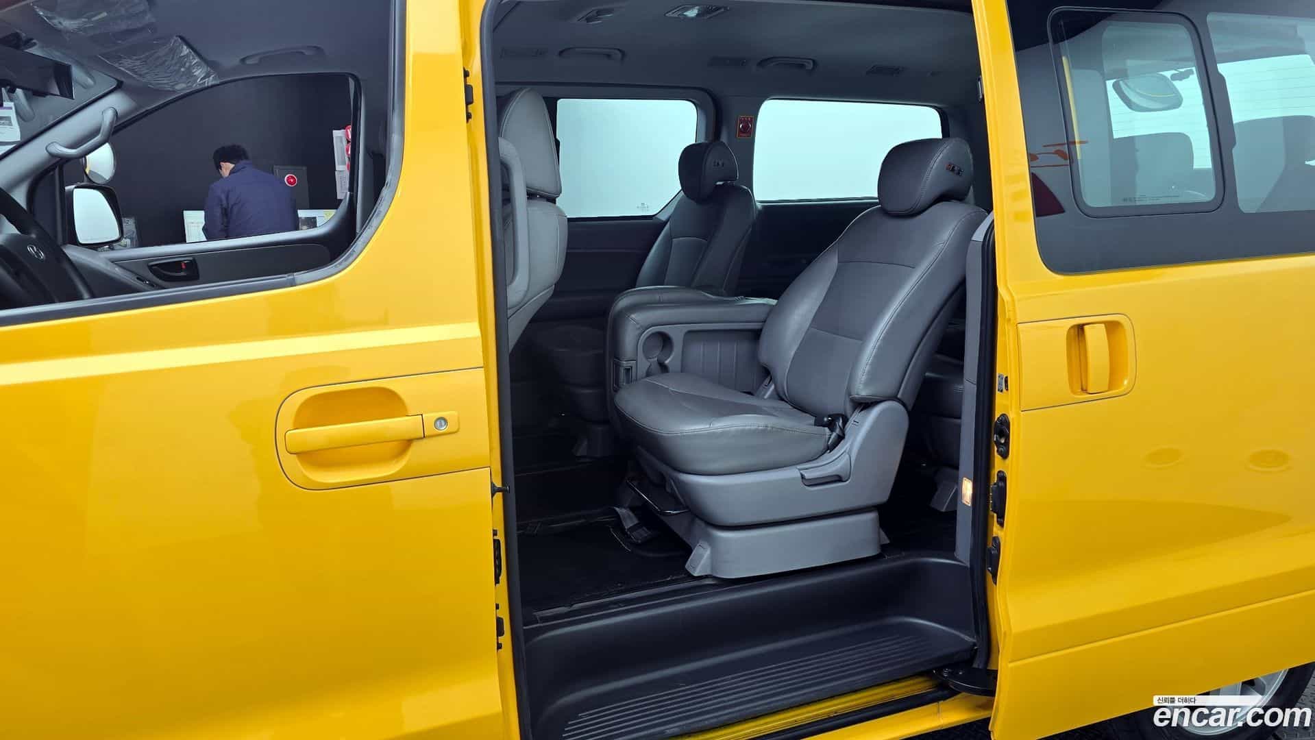 Starex Hyundai 2018.10-OPTION-016