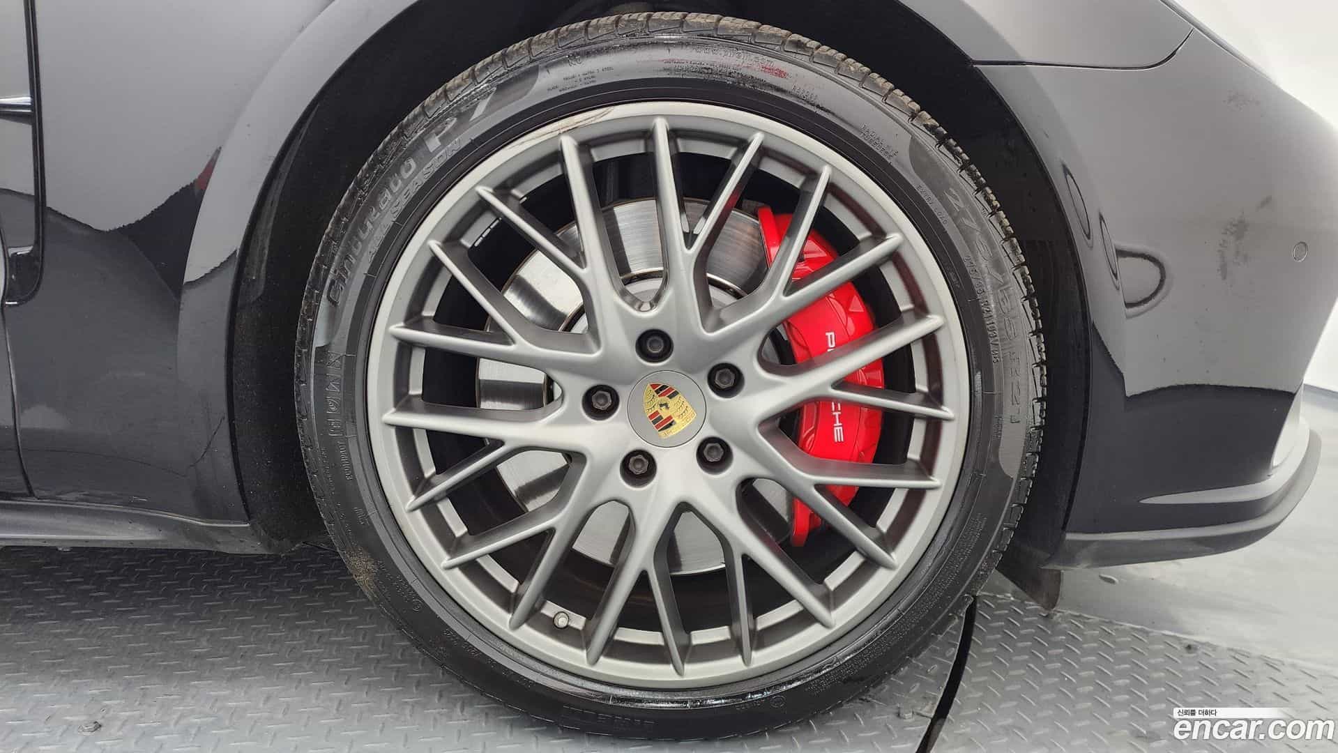 Panamera Porsche 2018.10-OUTER-005