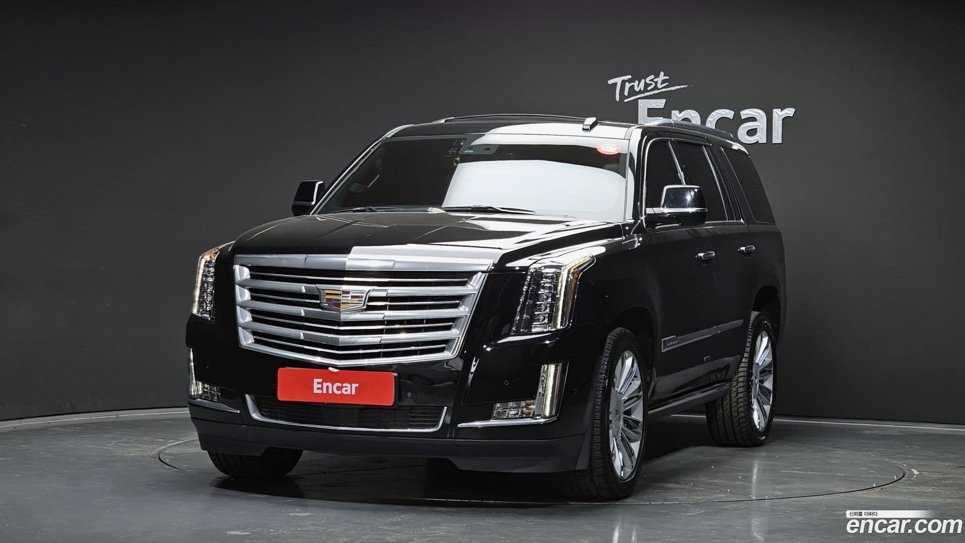 Main__Slider__Photo:Escalade Cadillac 2020.11-0