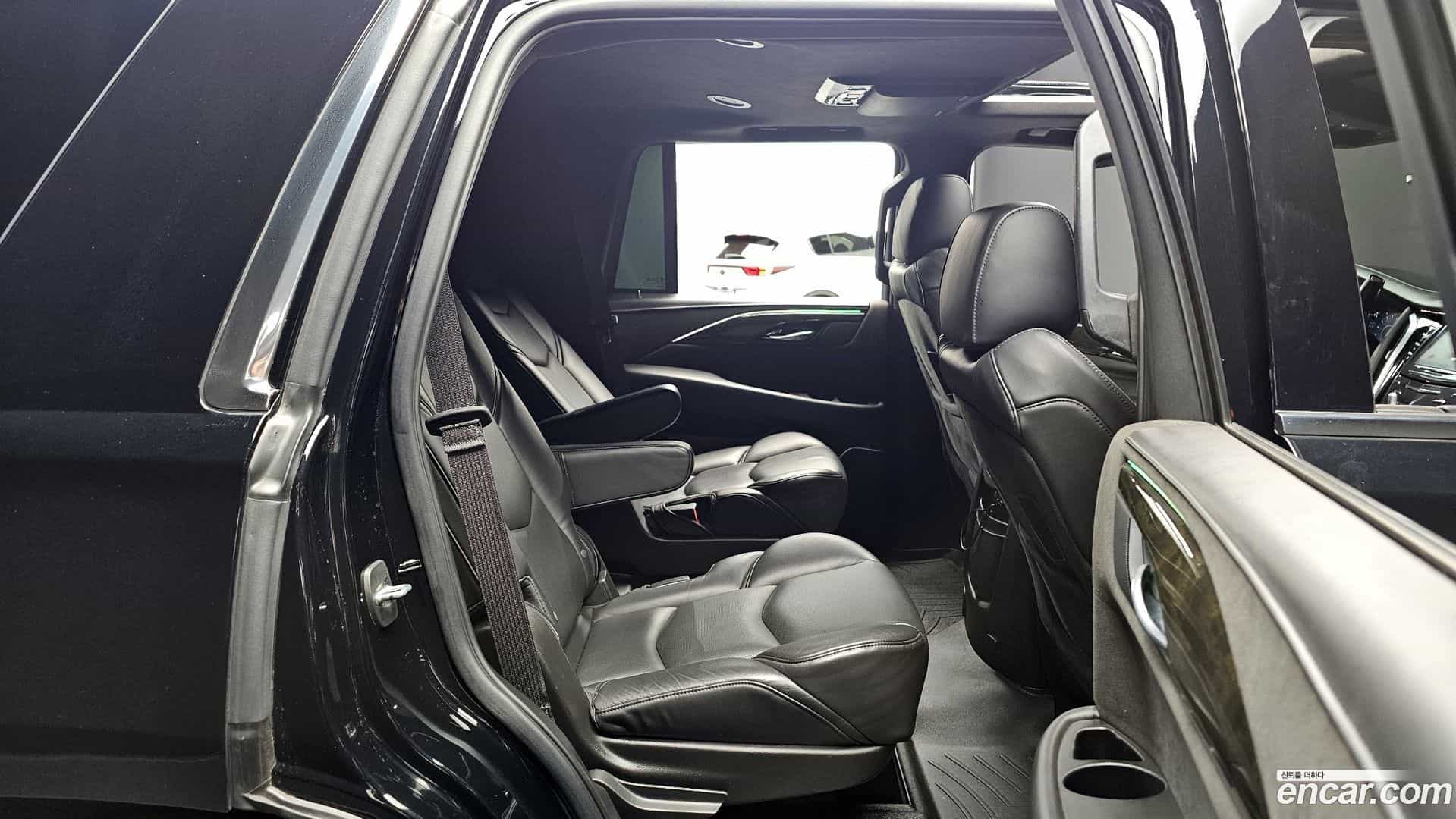Escalade Cadillac 2020.11-OPTION-015