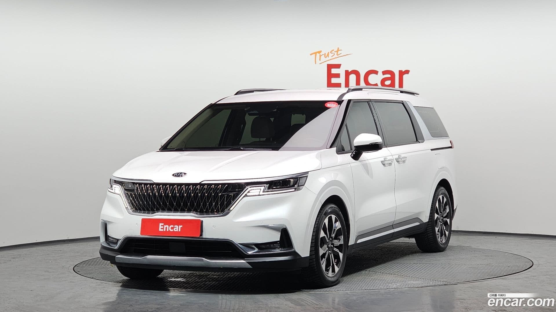 Main__Slider__Photo:Canival Kia 2021.0-0