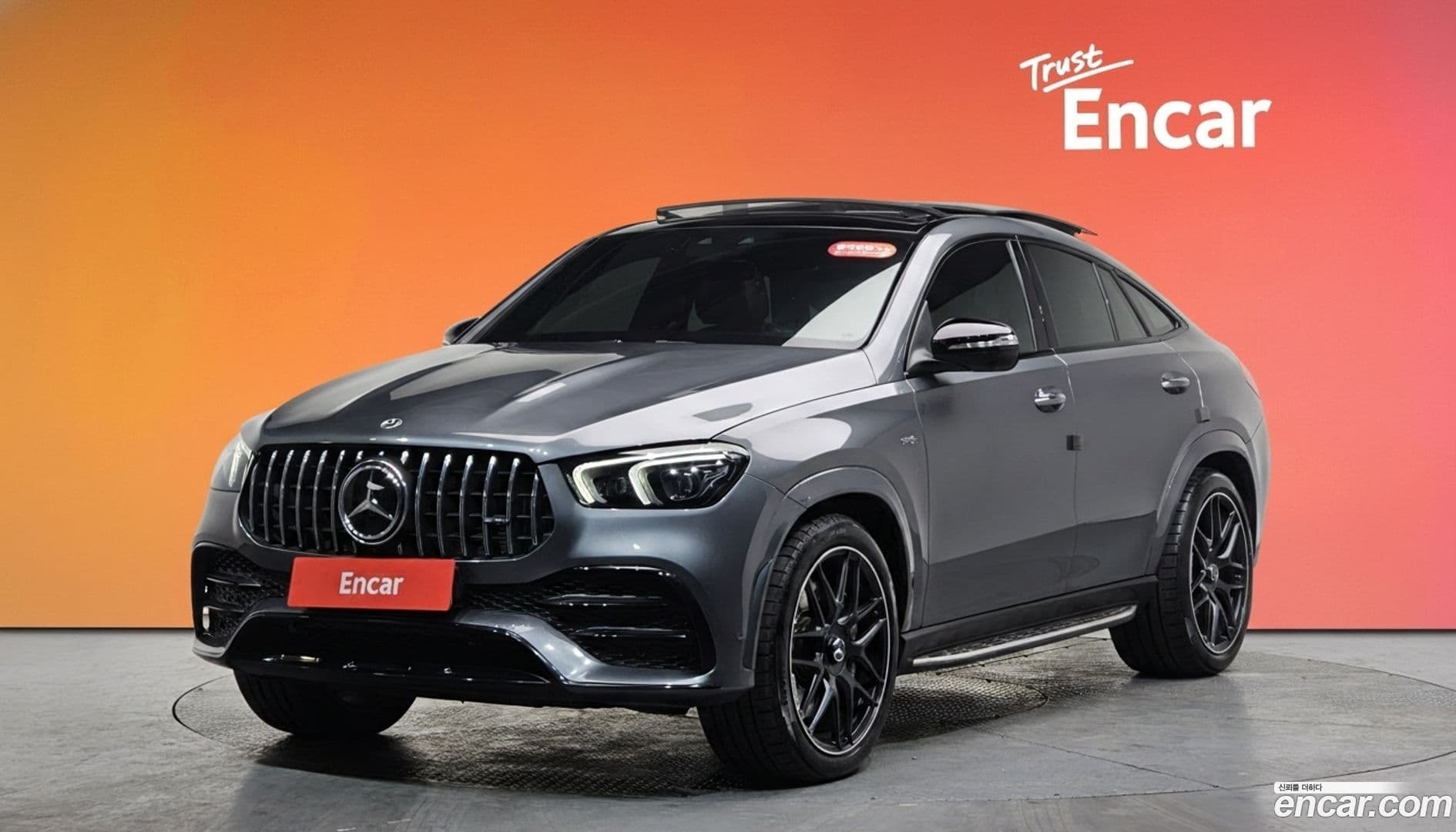 Main__Slider__Photo:GLE-Class Mercedes-Benz 2021.11-0
