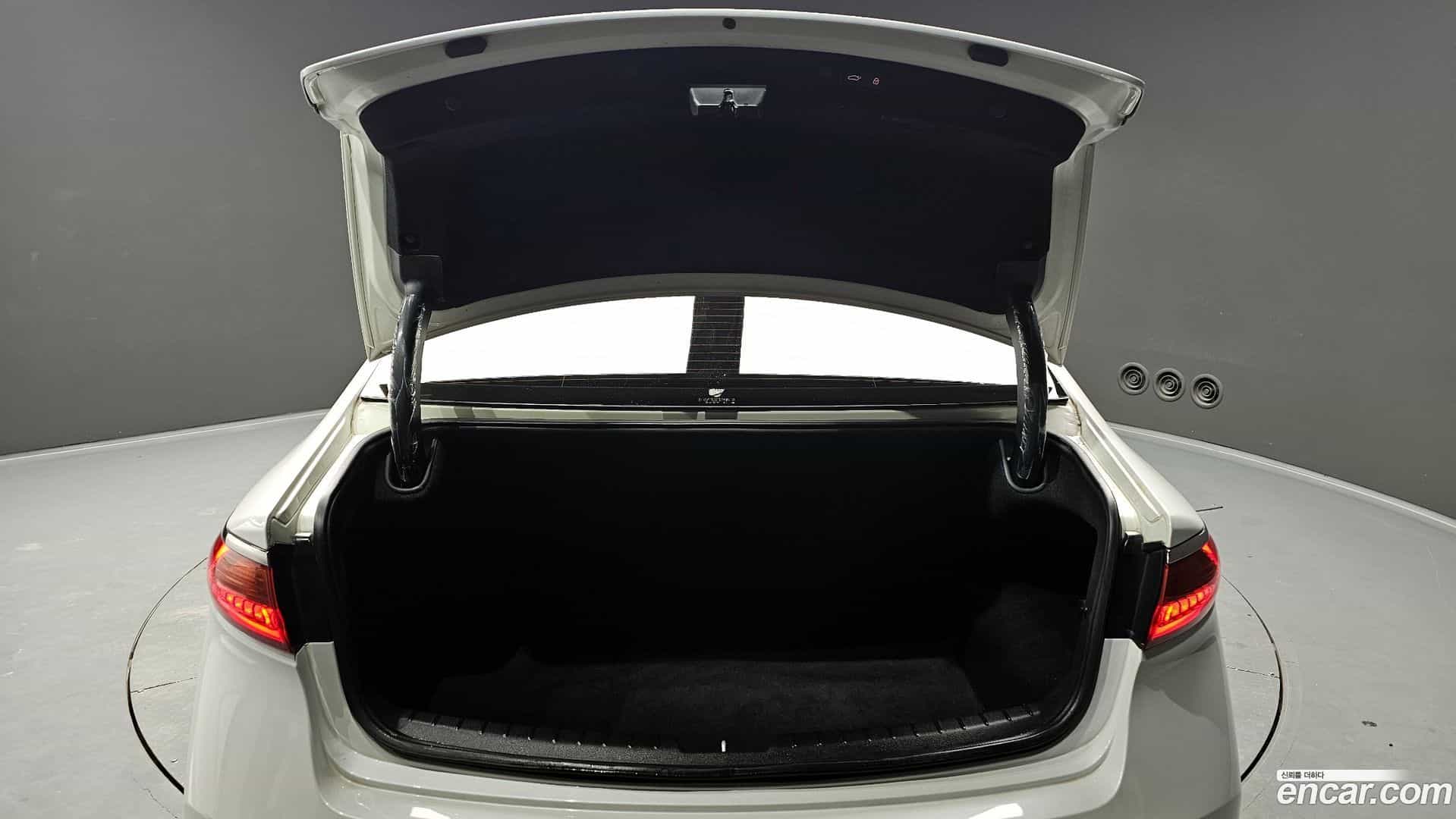 K7 Kia 2019.0-OPTION-024