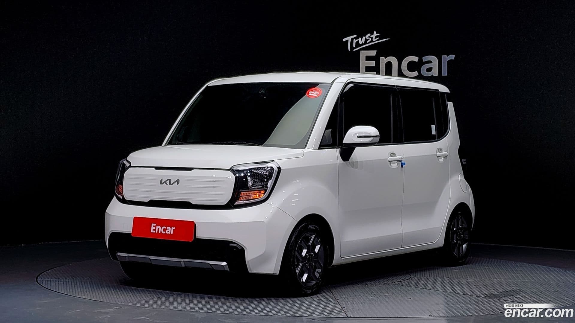 Main__Slider__Photo:RAY Kia 2023.2-0