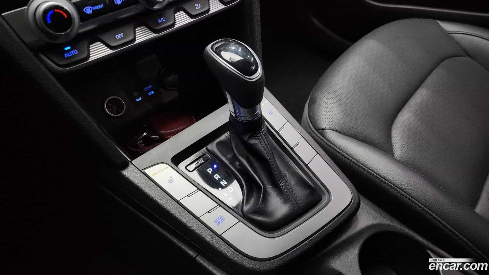 AVANTE Hyundai 2020.2-INNER-009
