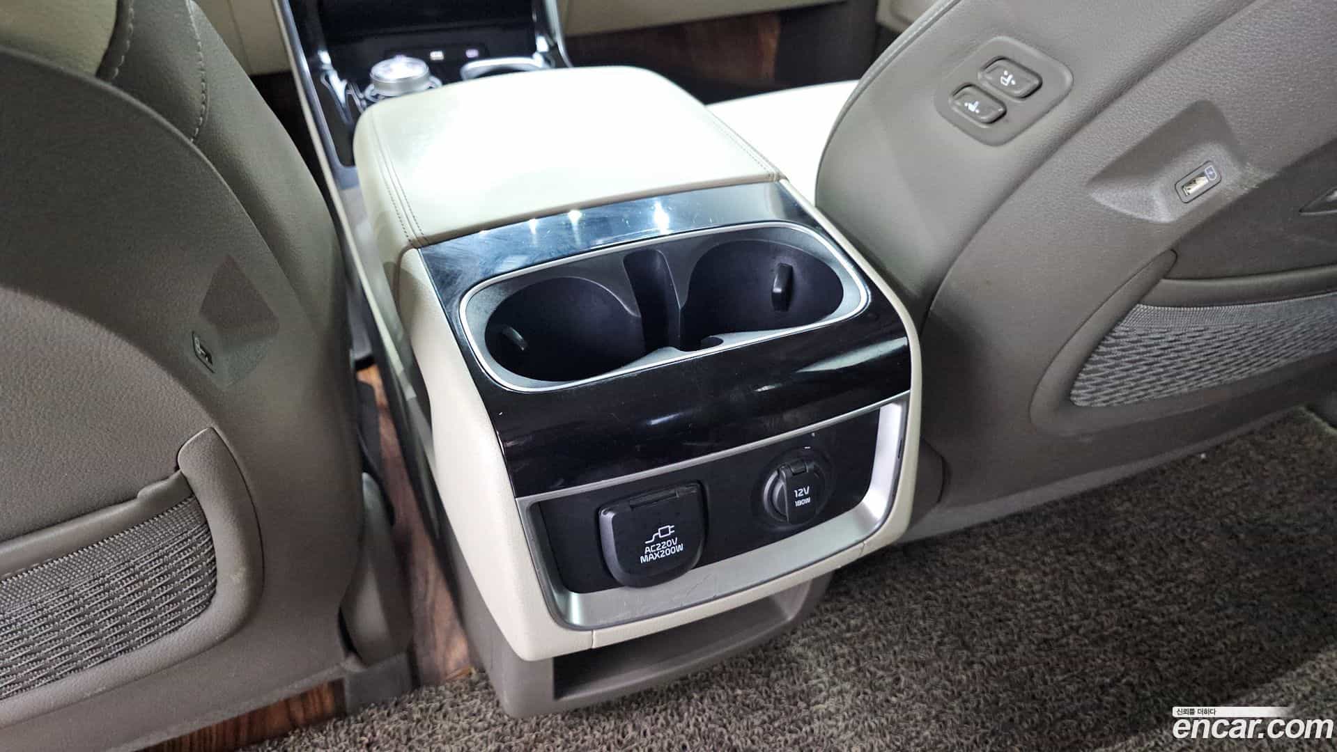 Canival Kia 2021.2-OPTION-023