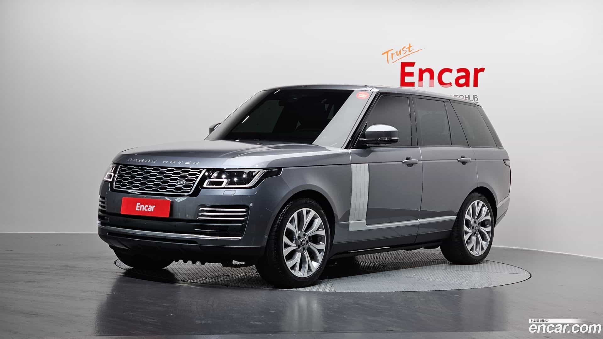 Range Rover Land Rover 2021.10-OUTER-001