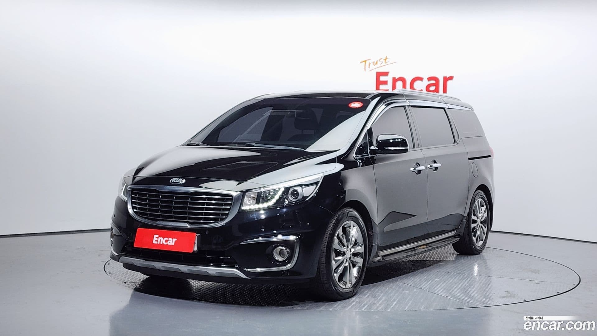 Main__Slider__Photo:Canival Kia 2018.0-0