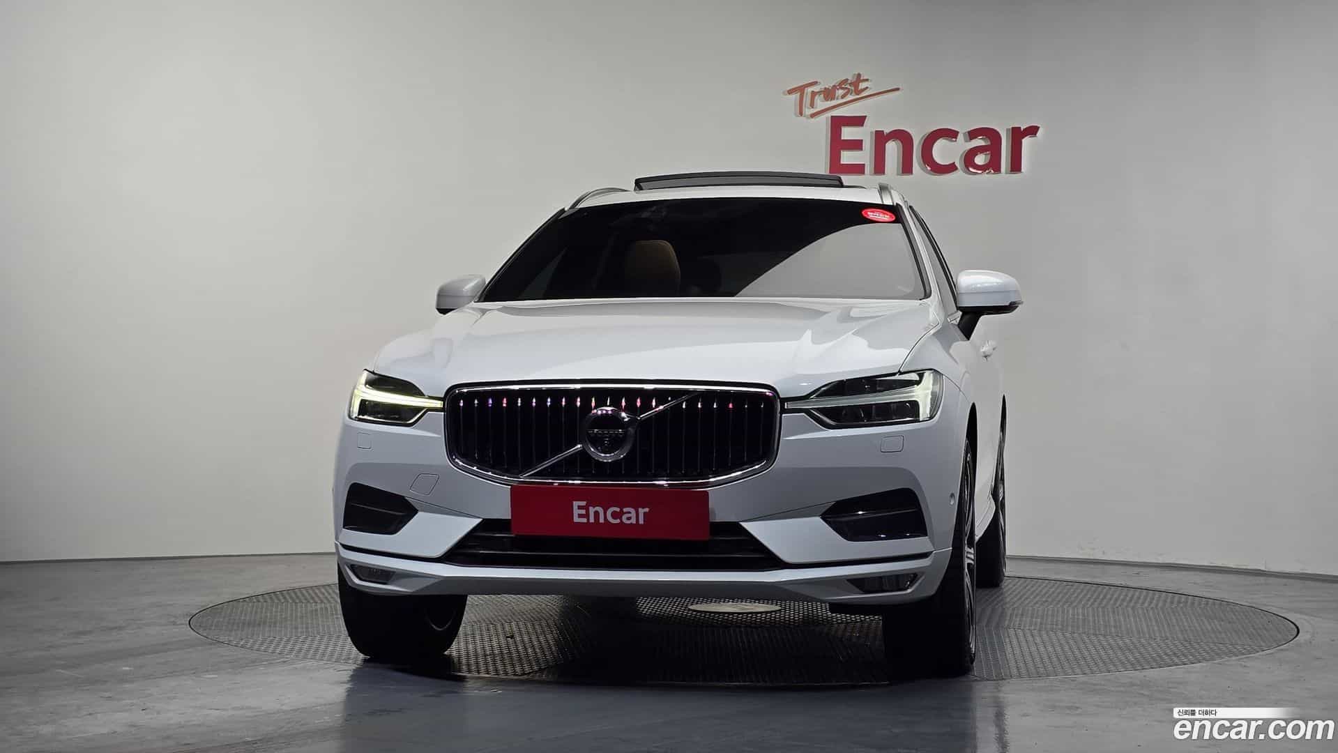 XC60 Volvo 2020.0-OUTER-003
