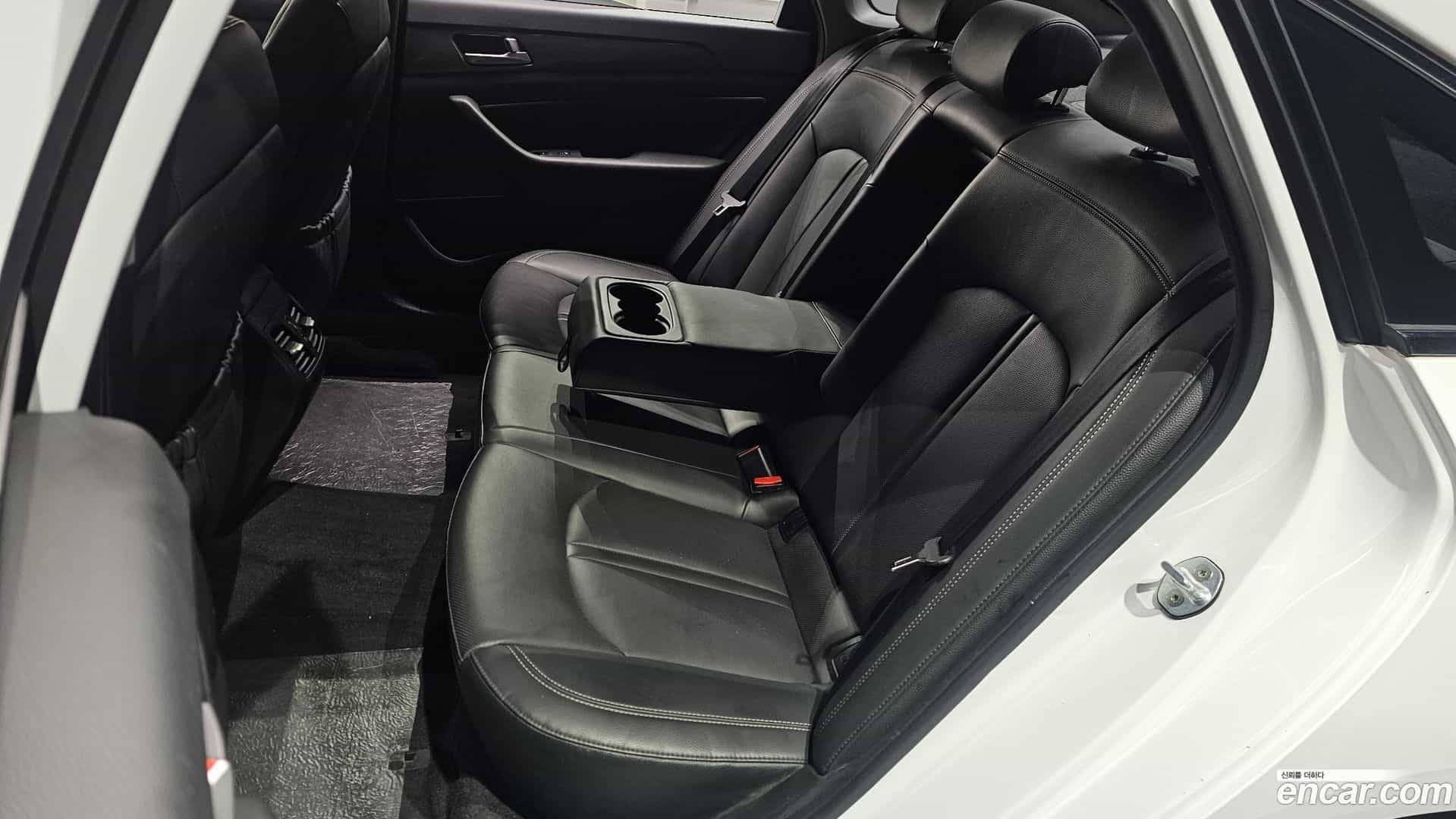 Sonata Hyundai 2019.3-OPTION-016