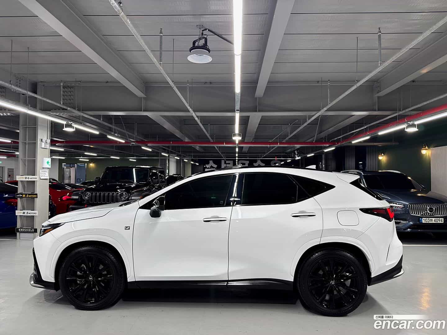 NX Lexus 2023.11-OUTER-004