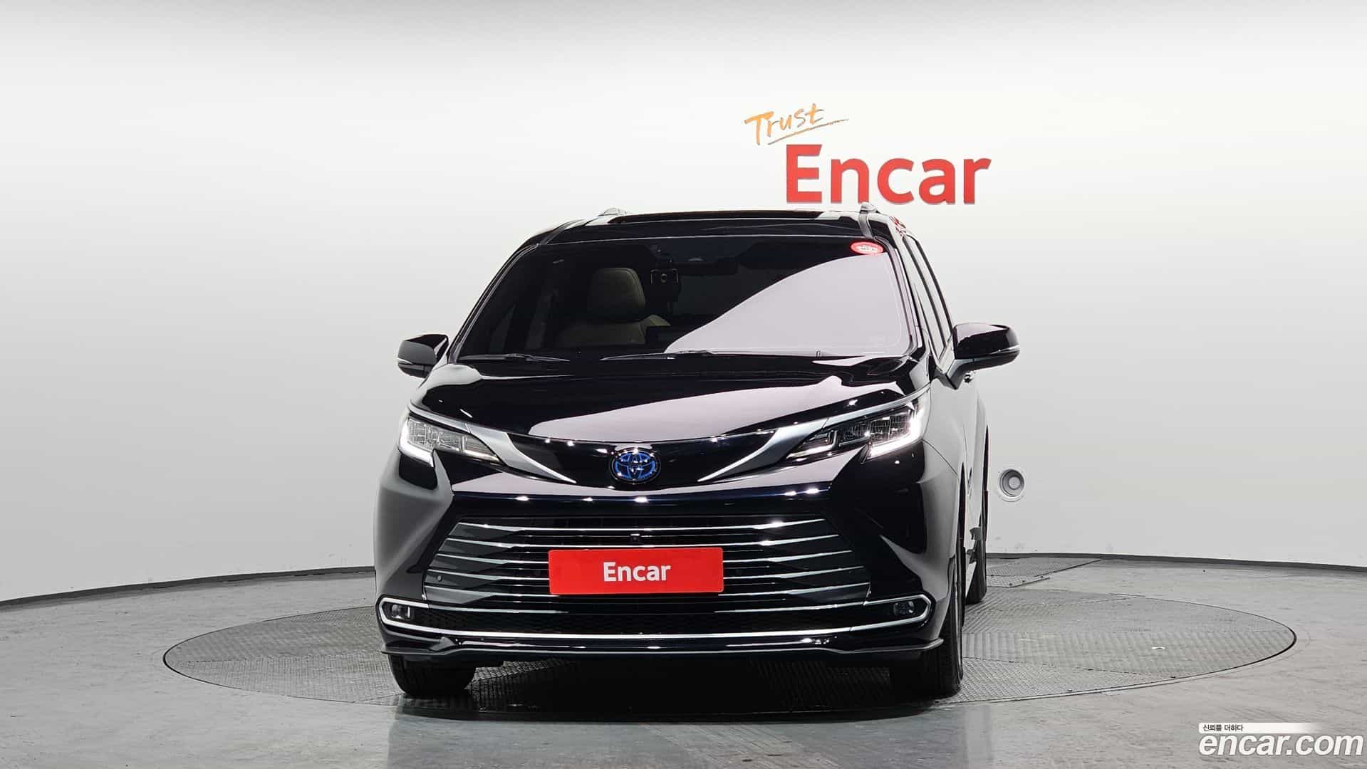 Sienna Toyota 2024.3-OUTER-003