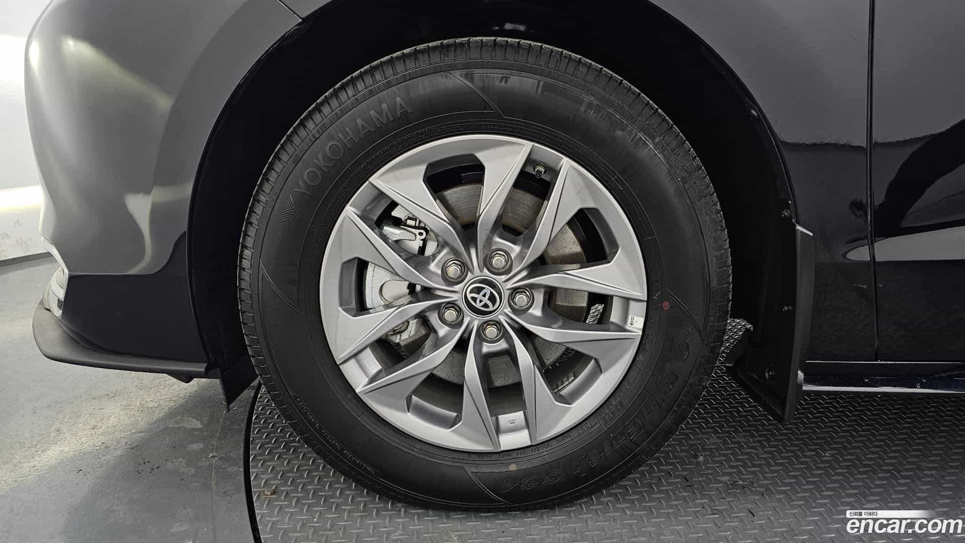 Sienna Toyota 2024.3-OUTER-005