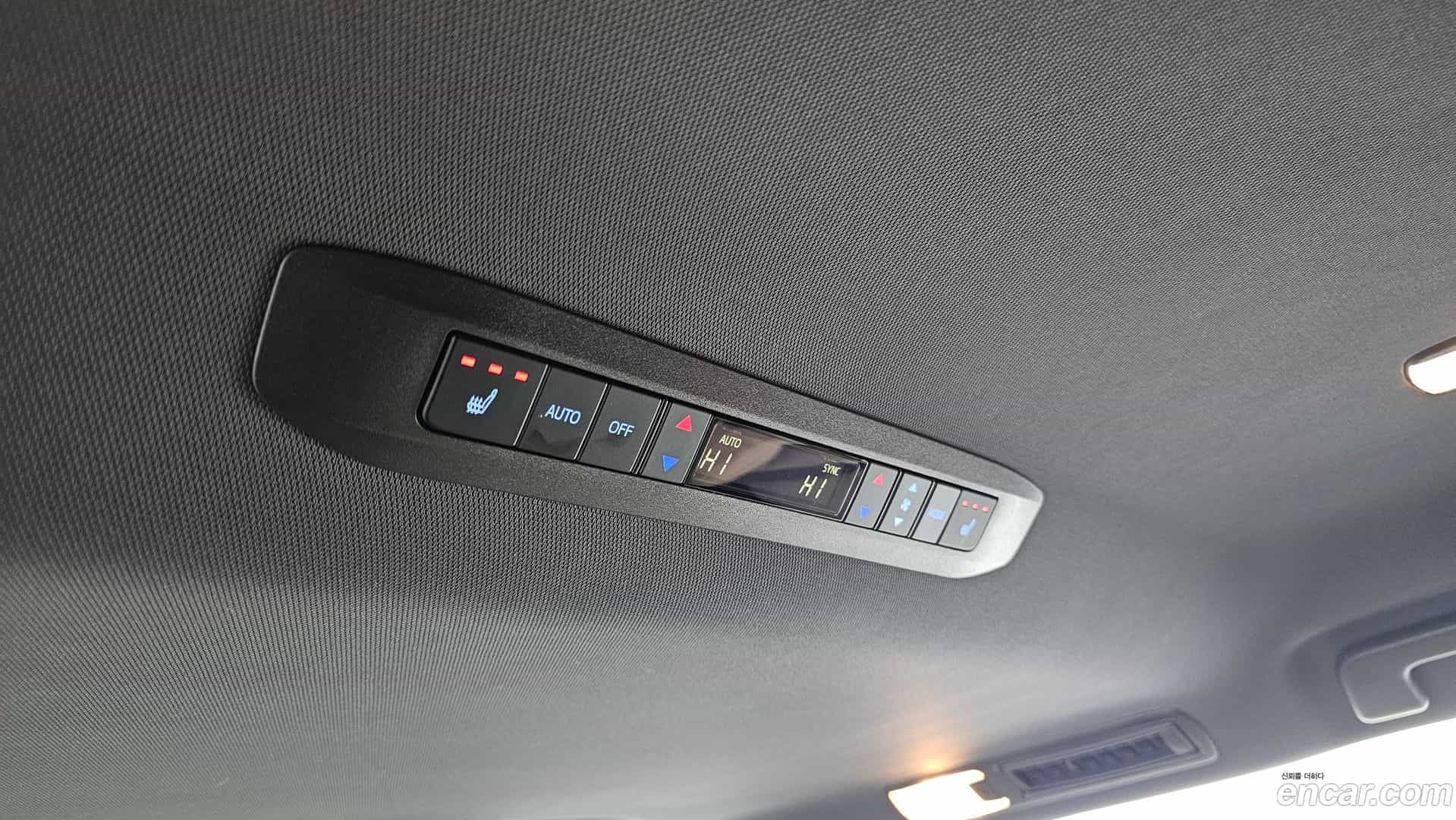 Sienna Toyota 2024.3-OPTION-023