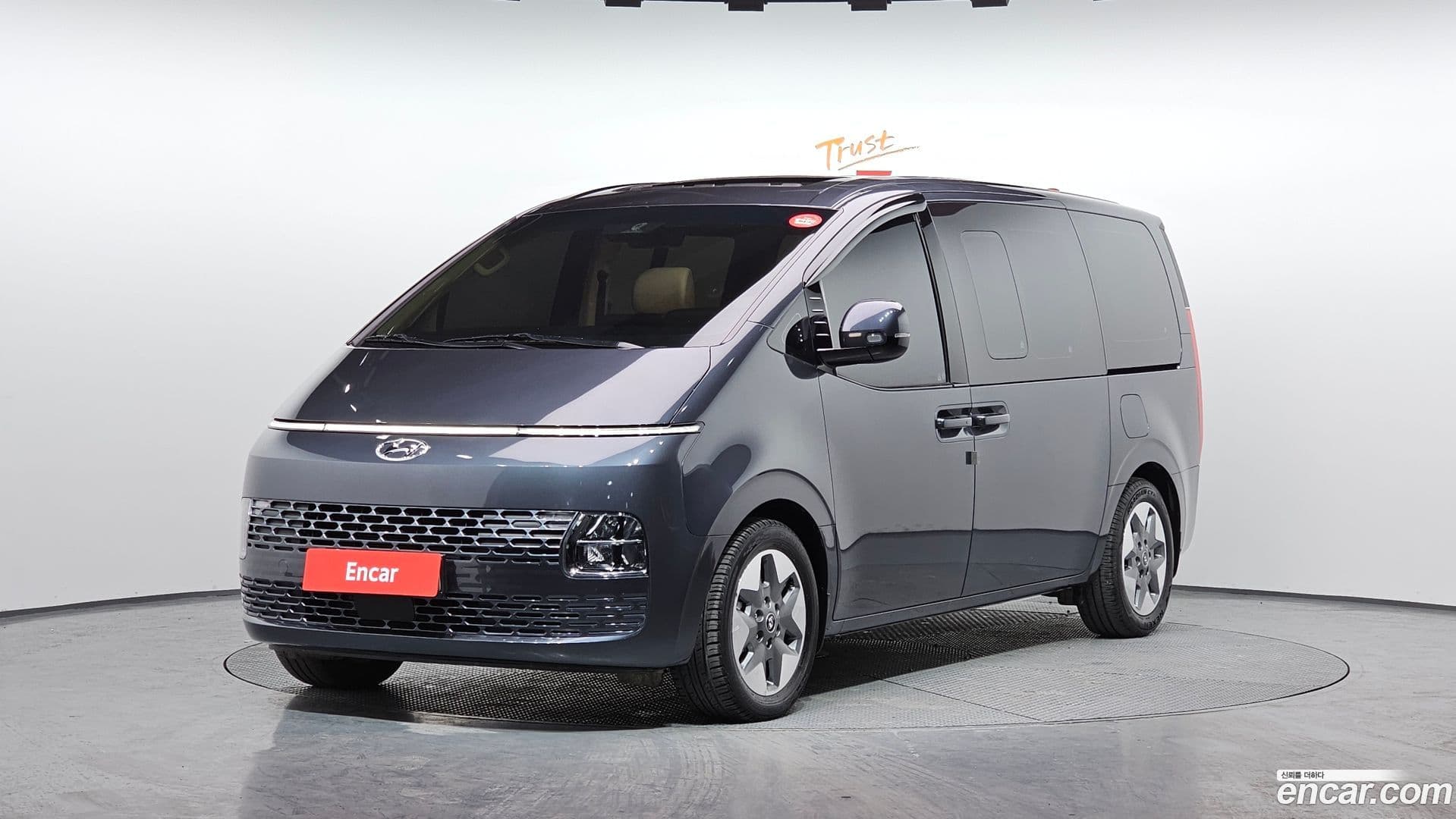 Main__Slider__Photo:Staria Hyundai 2023.11-0